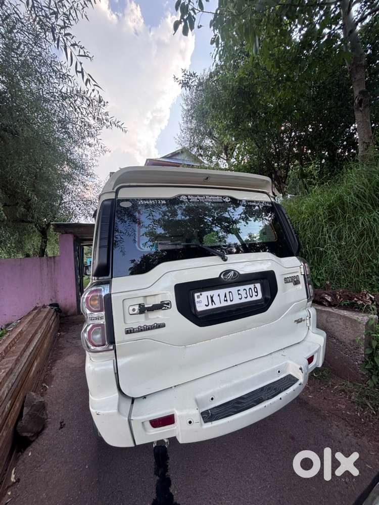 Mahindra Scorpio Diesel 2015