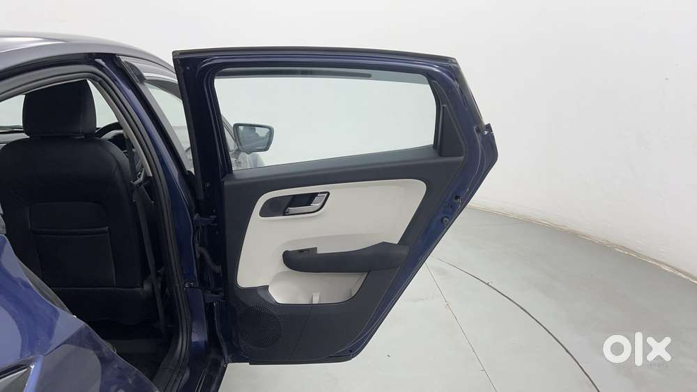 Tata Altroz 1.2 Xz Plus Petrol, 2023, Petrol