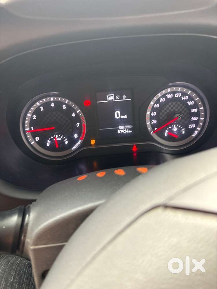 Hyundai Aura Manual 2025