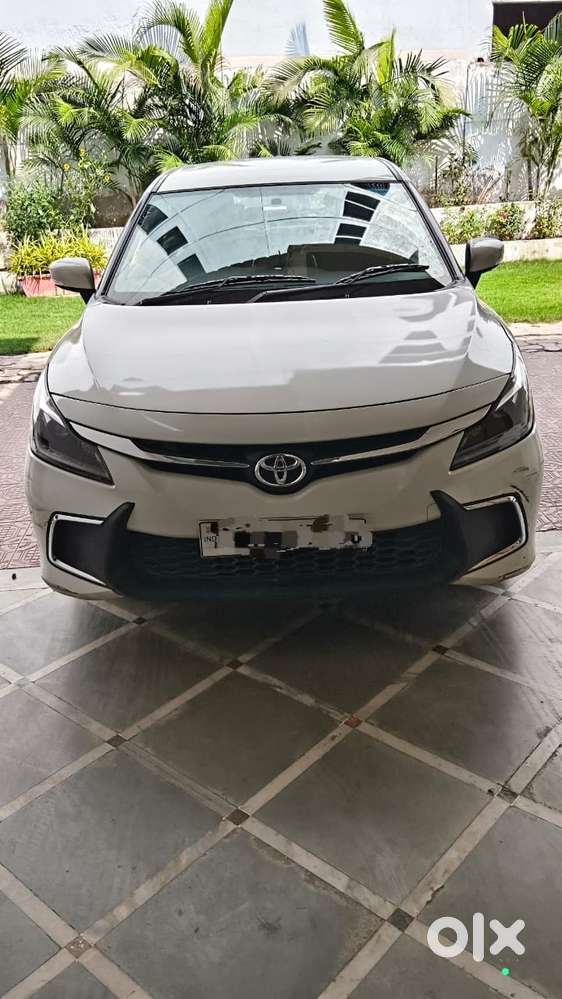 Toyota Glanza G Smart Hybrid, 2023, Petrol