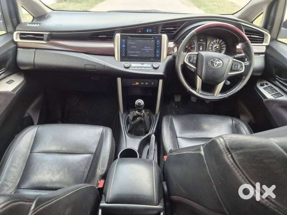 Toyota Innova Crysta 2.4 Z 7 Str, 2017, Diesel