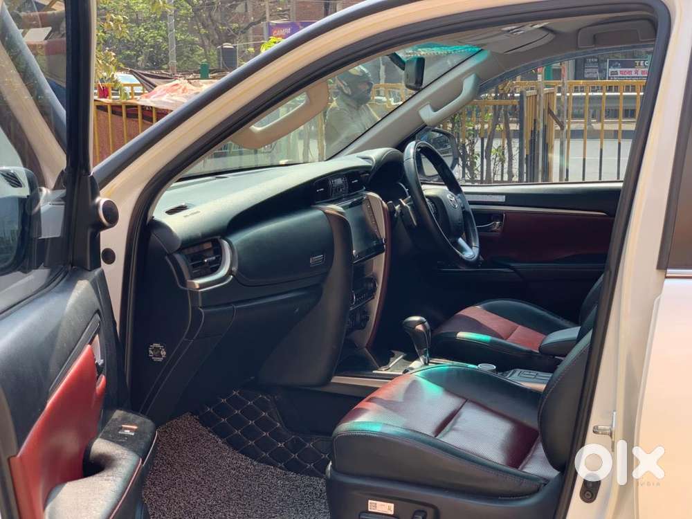 Toyota Fortuner Legender 4x4 At 2.8, 2023, Diesel