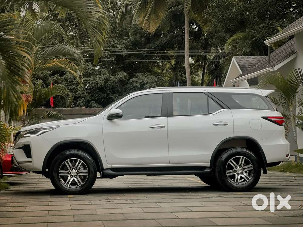 Toyota Fortuner 4x2 At 2.8 Diesel, 2023, Diesel