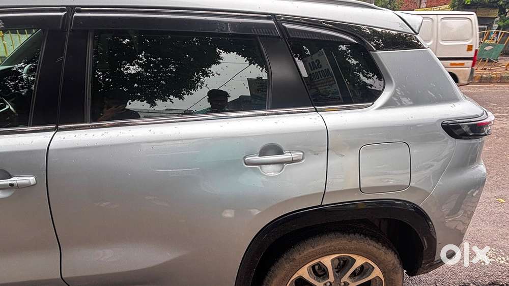 Maruti Suzuki Grand Vitara Alpha+ Strong Hybrid E-cvt August 2025