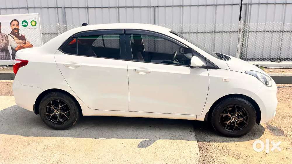 Hyundai Xcent 2017 Petrol 51000 Km Driven