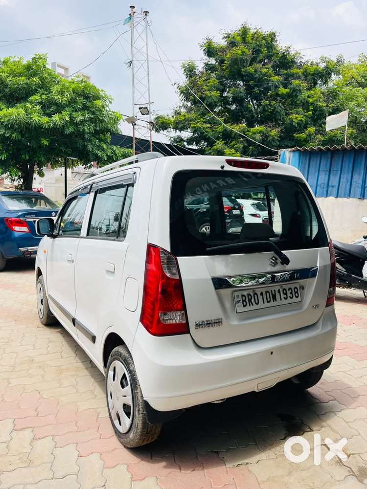 Maruti Suzuki Wagon R Vxi Amt1.2, 2018, Petrol