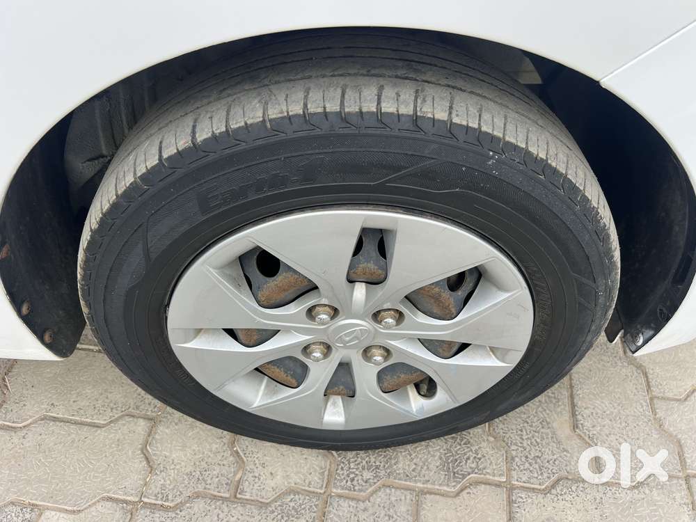 Hyundai Xcent [2014-2017] 1.2 E Plus Petrol, 2018, Petrol