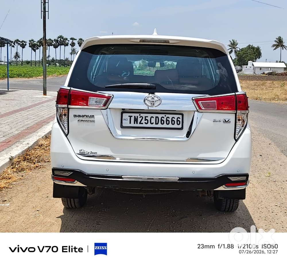 Toyota Innova Crysta 2.4 V 7 Str, 2022, Diesel