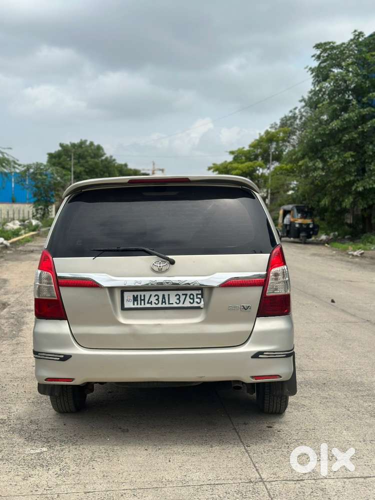 Toyota Innova 2012 Well Maintained