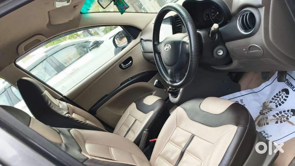 Hyundai I10 Sportz, 2012, Petrol