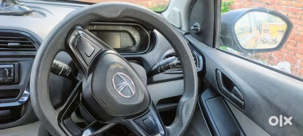 Tata Tiago 2021 पेट्रोल मैनुअल