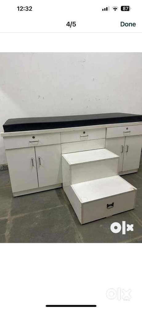 Examination Table Buy Sell Used Furniture in India OLX