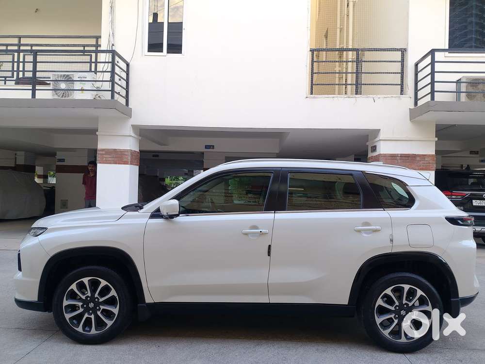 Maruti Suzuki Grand Vitara 1.5 Alpha Plus Intelligent Hybrid Ecvt, 2..