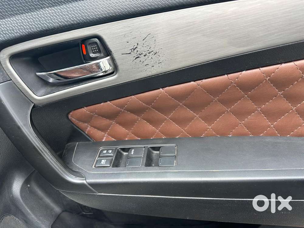 Maruti Suzuki Brezza Zdi Plus, 2019, Diesel