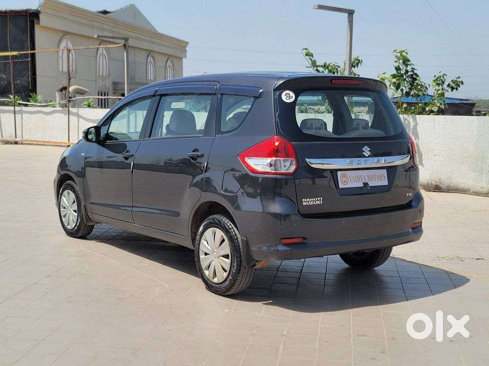 Maruti Suzuki Ertiga Vxi At Petrol, 2016, Petrol