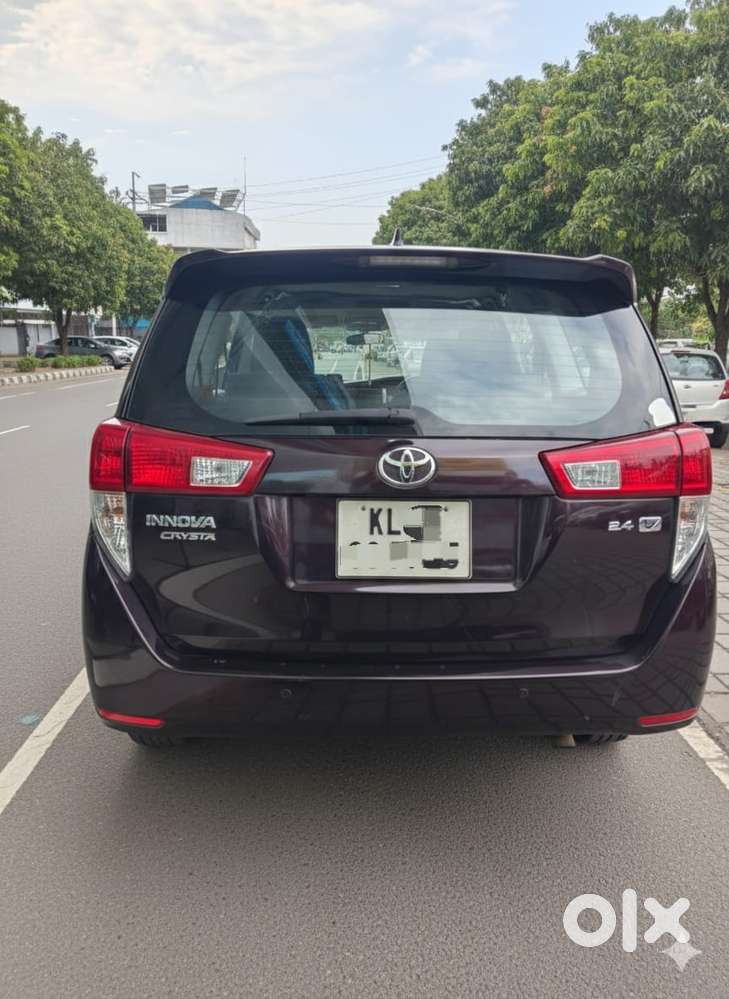Toyota Innova Crysta 2.4 V, 2017, Diesel