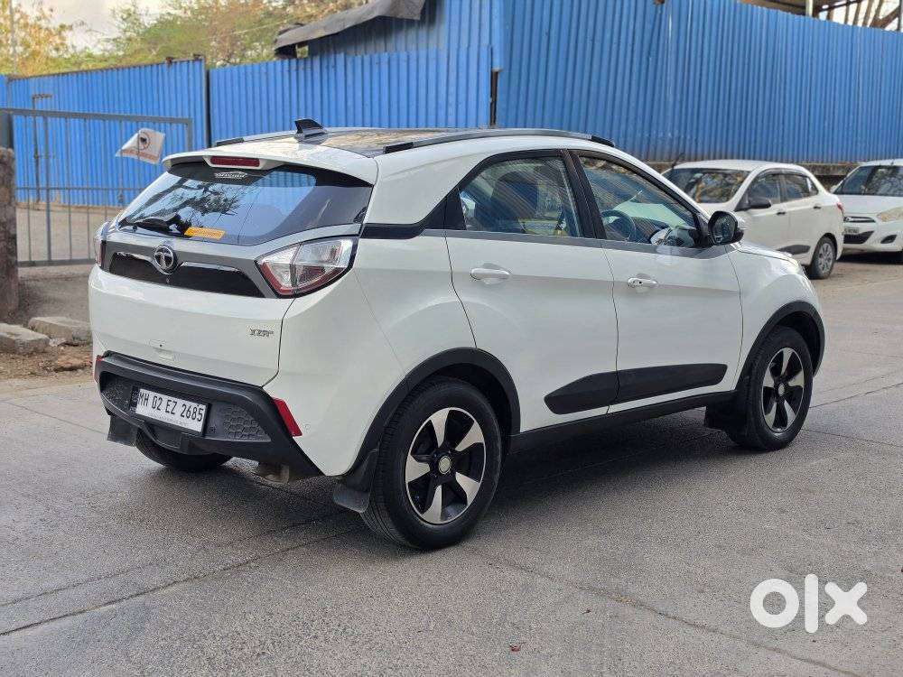 Tata Nexon 1.2 Revotron Xza Plus, 2018, Cng & Hybrids