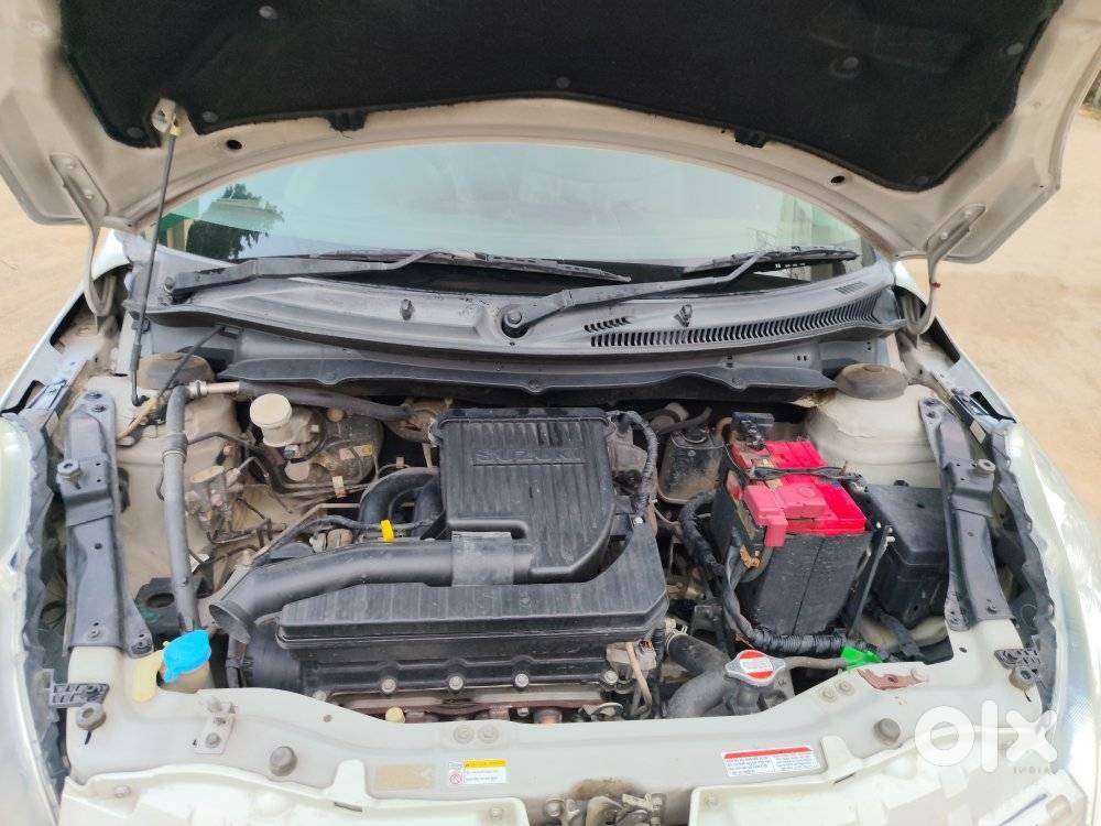 Maruti Suzuki Swift Vxi With Abs, 2015, Petrol