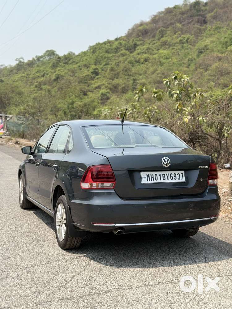 Volkswagen Vento 1.2 Tsi Highline Plus At, 2015, Petrol