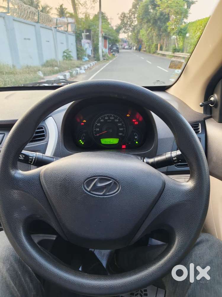 Hyundai Eon Era +, 2017, Petrol