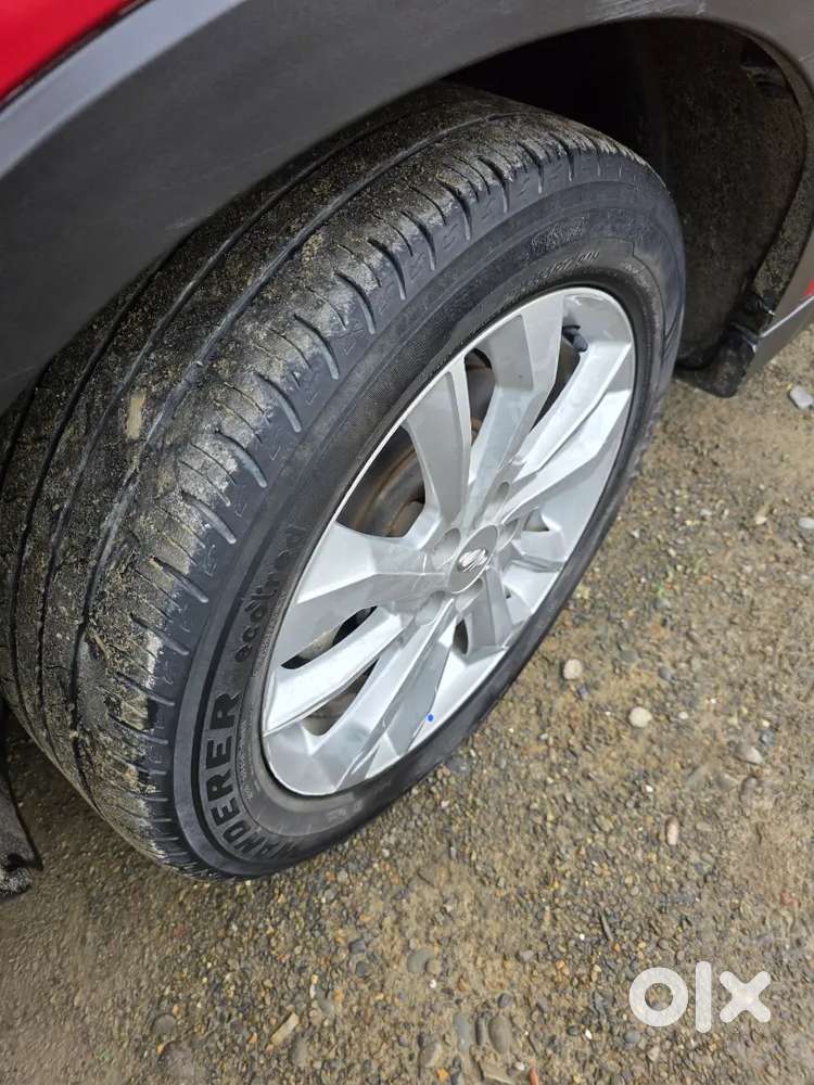 Mahindra Xuv300 Turbosport 2020 Petrol Good Condition.