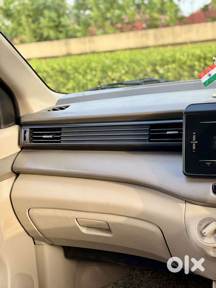 Maruti Suzuki Ertiga Vxi Shvs, 2019, Petrol