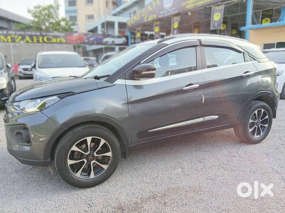 Tata Nexon 1.2 Revotron Xza Plus (o) Amt, 2021, Petrol