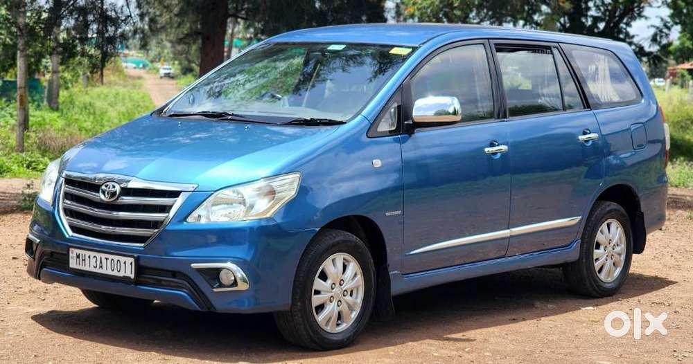 Toyota Innova 2.5 V Diesel 8-seater, 2010, Diesel