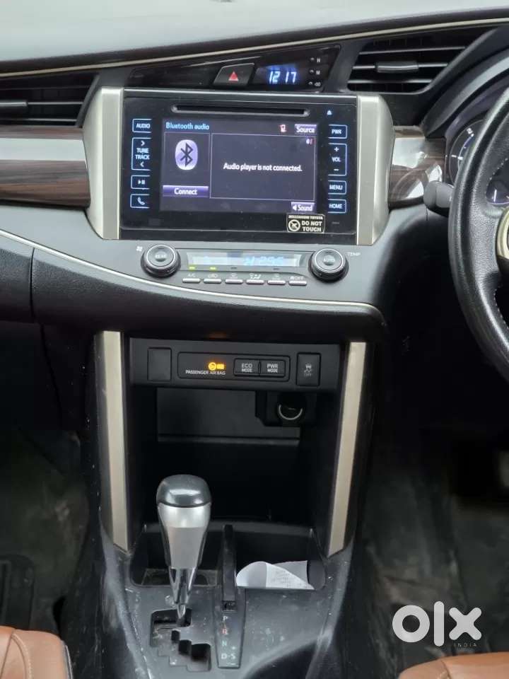 Toyota Innova Crysta 2.8 Zx At 7 Seater, 2018, Diesel