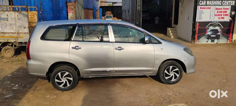 Toyota Innova 2014 Diesel Well Maintained