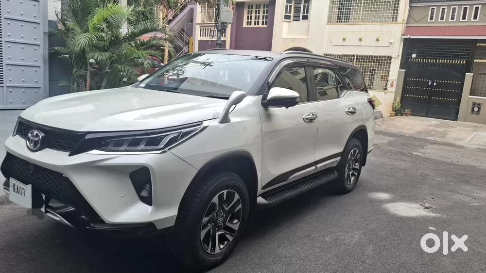 Toyota Fortuner Legender, 2022, Diesel