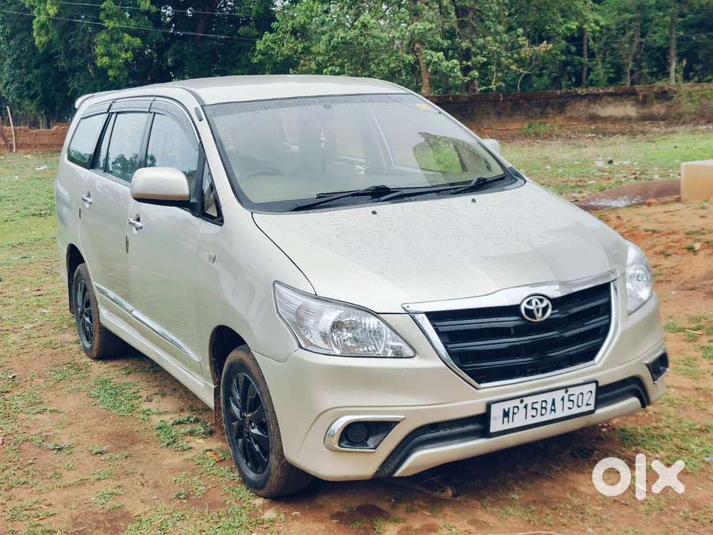 Toyota Innova Diesel 2012 Car