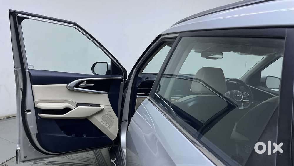 Kia Carens 1.5 Luxury Plus Diesel At 7 Str, 2023, Diesel