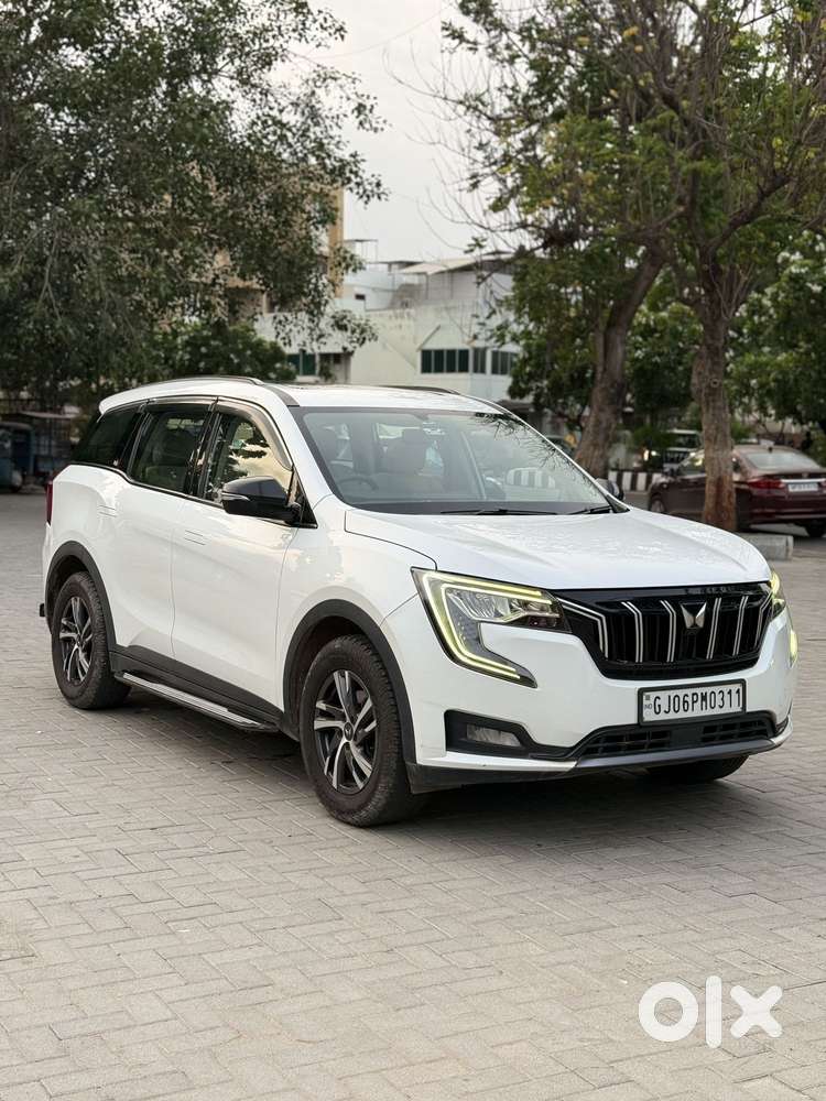 Mahindra Xuv700 2.2 Ax 5 Diesel At 7 Str, 2023, Diesel