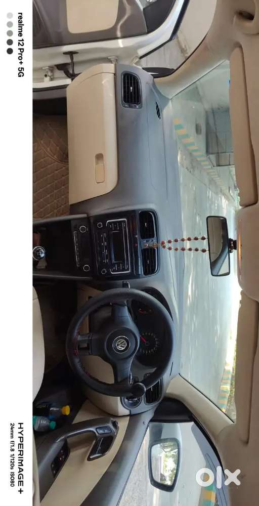 Volkswagen Vento Highline 2014 Petrol Manual