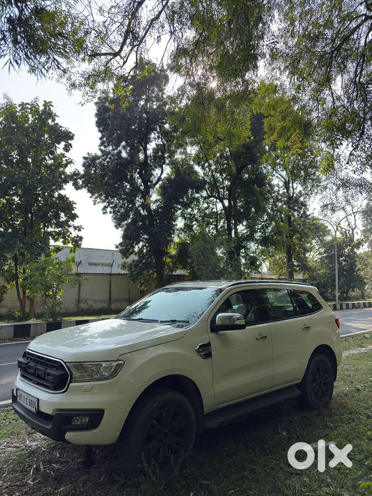 Ford Endeavour 2016 Diesel Well Maintained