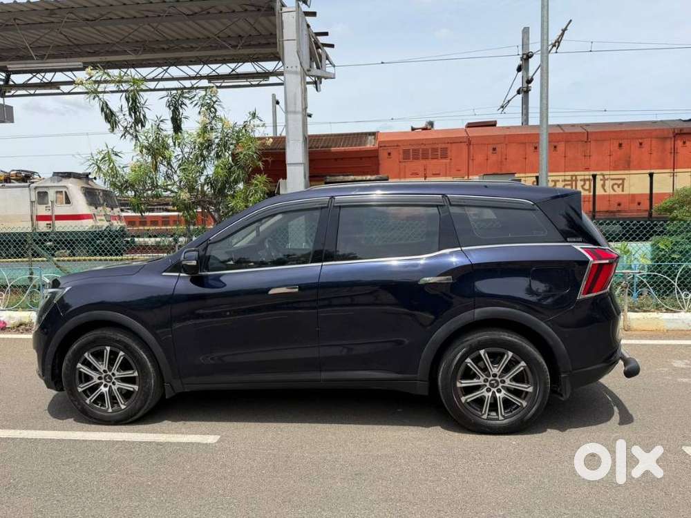 Mahindra Xuv700 2.2 Ax 7 Diesel Mt Luxury Pack Str, 2023, Diesel