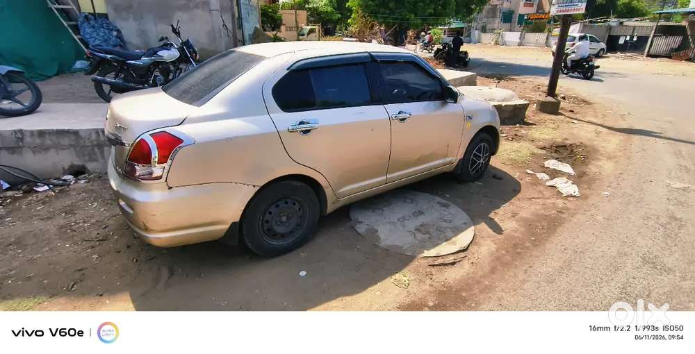 Maruti Suzuki Swift Dzire 2010