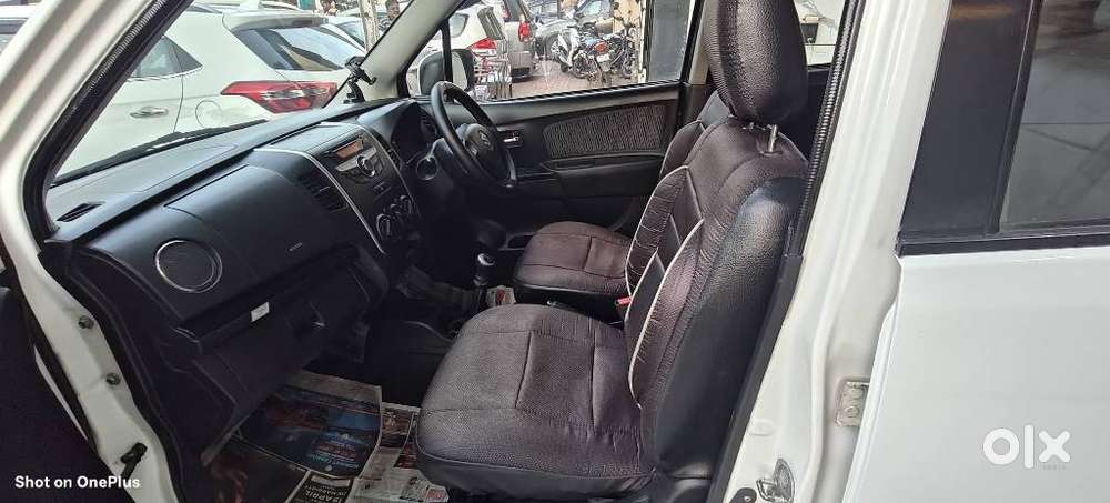 Maruti Suzuki Wagon R Stingray Vxi Optional, 2014, Petrol