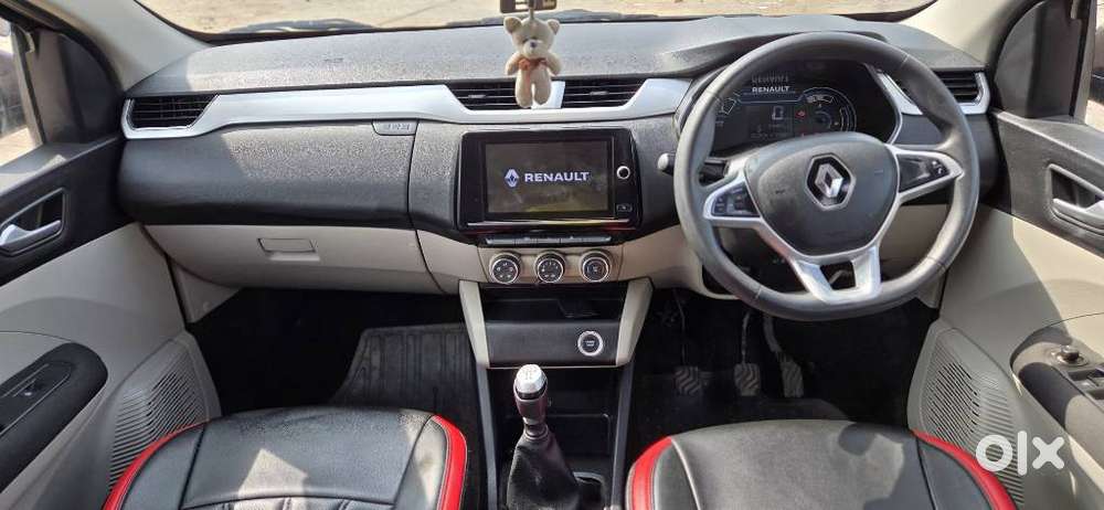 Renault Triber Rxz, 2021, Petrol