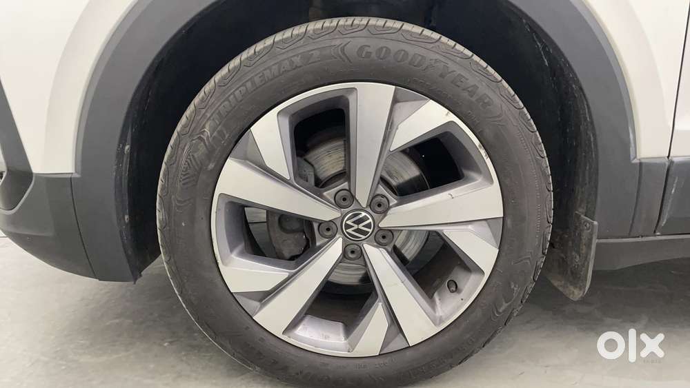 Volkswagen Taigun Topline 1.0 Tsi At (electric Seats), 2022, Petrol