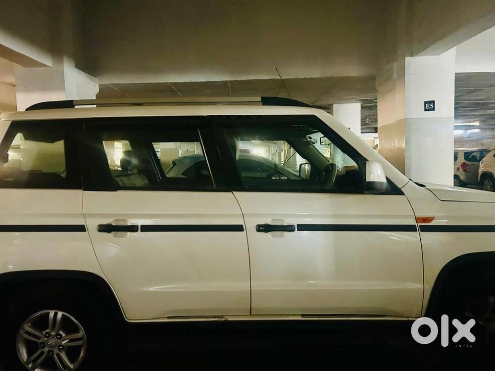 Mahindra Diesel Car 2023 For Sale 10.80 Lacs Negotiable