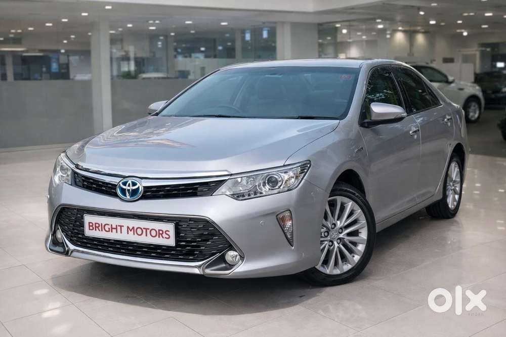 Toyota Camry Hybrid 2.5, 2016, Petrol