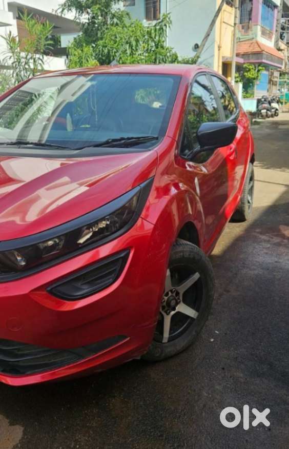 Tata Altroz 1.2 Xe, 2020, Petrol