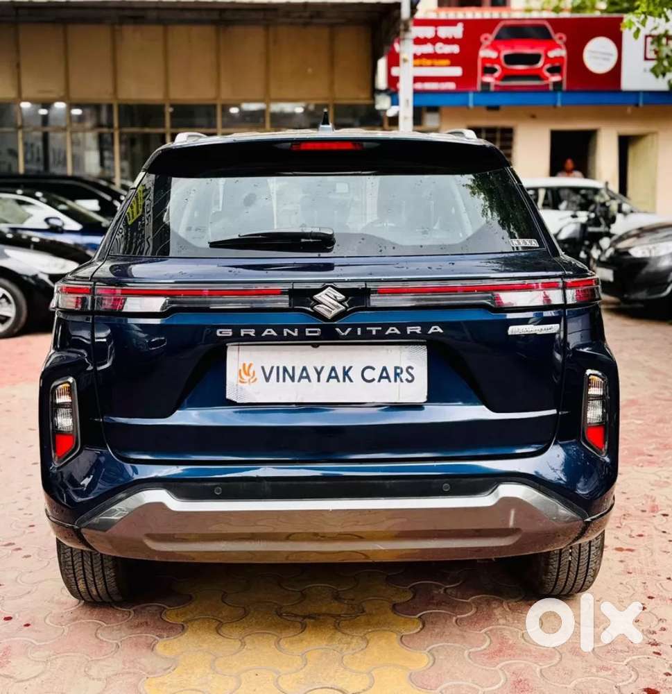 Maruti Suzuki Grand Vitara 1.5 Alpha Plus Intelligent Hybrid Ecvt, 2..