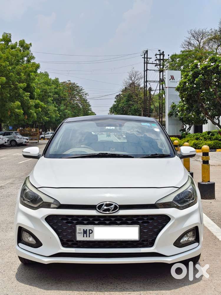 Hyundai I20 Petrol Asta Option, 2018, Petrol