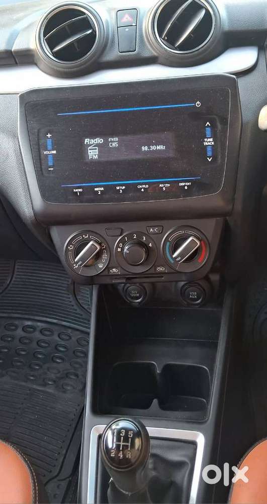 Maruti Suzuki Swift 1.2 Vxi (o), 2022, Petrol
