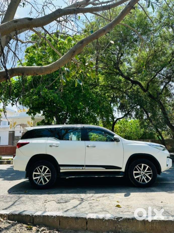 Toyota Fortuner 4x2 Mt 2.8 Diesel, 2019, Diesel