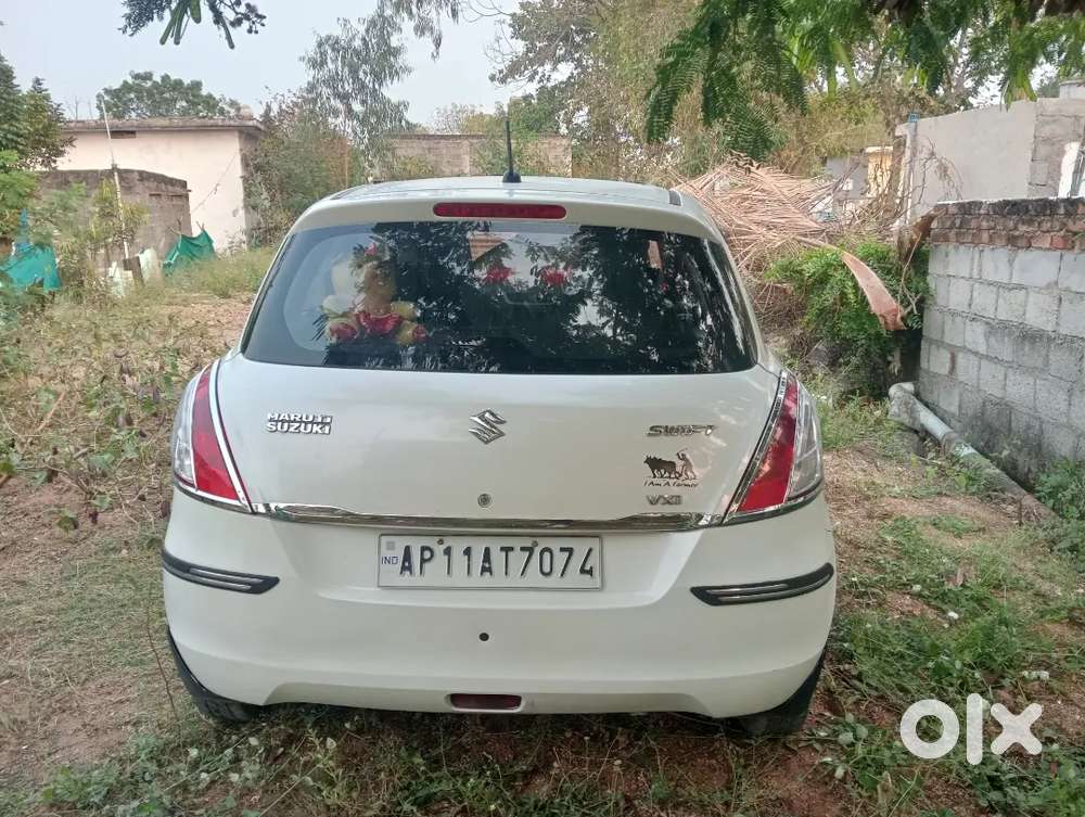 Maruti Suzuki Swift 2014 Petrol 142000 Km Driven