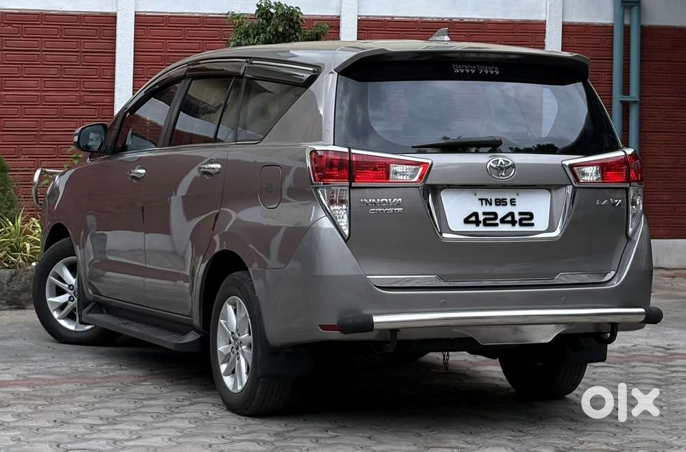 Toyota Innova Crysta 2.4 V, 2017, Diesel